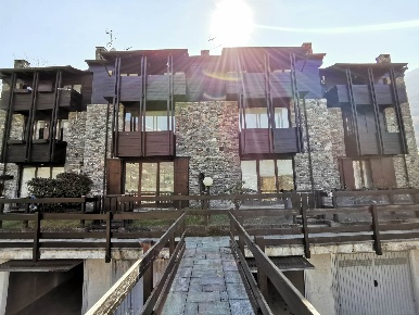 Foto Appartamento in Via Valeriana, Caiolo di 76 m² con 4 locali in vendita