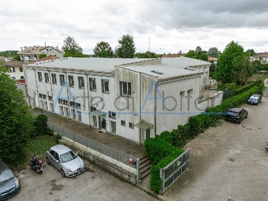 Foto Appartamento a Vigonovo Centro di 222 m² con 7 locali in vendita
