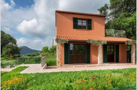 Foto Terreno edificabile a Rio Ortano di 1075 m² in vendita
