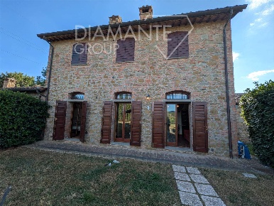 Foto Appartamento a Panicale Centro di 50 m² con 3 locali in vendita