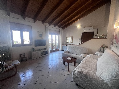 Foto Attico a Busto Garolfo Centro di 120 m² con 3 locali in vendita