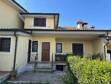 Foto Villa unifamiliare in Via Appiano, Guidonia Montecelio in vendita