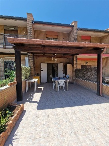 Foto Villa a schiera in via amalfi 2, Ardea Lido dei Coralli - Sabbiedoro