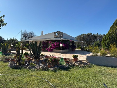 Foto Villa unifamiliare in Strada Provinciale 29, Ceglie Messapica di 86 m²