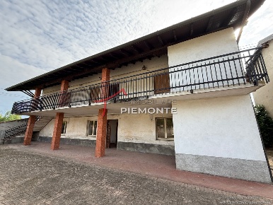 Foto Villa singola a Cavaglietto di 180 m² con 4 locali in vendita