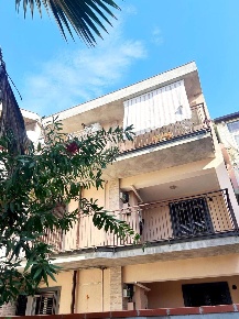 Foto Appartamento a Mascalucia Centro di 90 m² con 3 locali in vendita