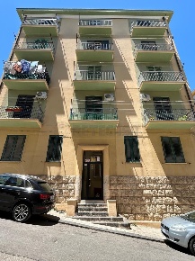 Foto Appartamento in VIA VAL D'AOSTA 19, Caltanissetta Centro di 106 m²