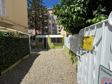 Foto Villa singola in Via G. Ansaldi 20, Sanremo San Martino - Villetta