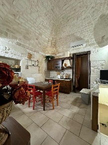 Foto Casa indipendente in Via Roma, Ostuni di 59 m² con 2 locali in vendita