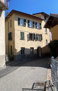 Foto Appartamento in via Volta, Brunate di 75 m² con 3 locali in vendita