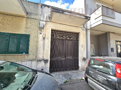 Foto Box in Calabria, Copertino di 100 m² in vendita