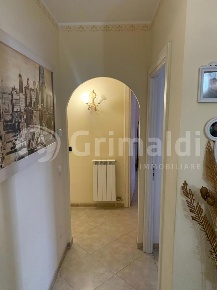 Foto Appartamento in Via Jacopa De' Settesoli 1, Assisi di 80 m² in vendita