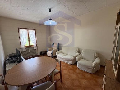 Foto Appartamento a Polcenigo Centro di 80 m² con 4 locali in vendita