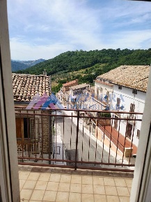 Foto Appartamento in via Rischiaro  5, Furci Centro di 105 m² con 5 locali