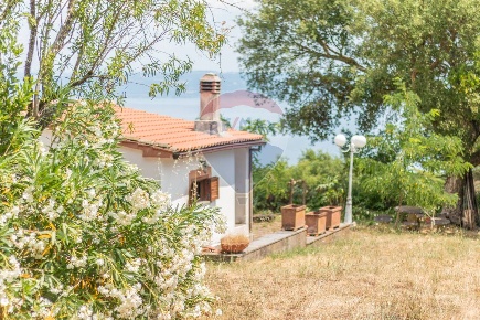 Foto Casa indipendente in Zona Vallegara, Gradoli in vendita