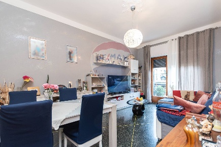 Foto Appartamento in Via Enrico Giglioli Hillyer, Genova Marassi di 90 m²