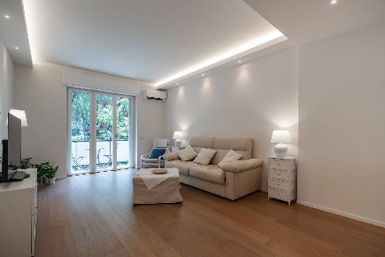 Foto Appartamento in Via Raffaello Sanzio, Milano De Angeli di 87 m²