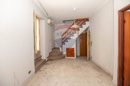 Foto Casa indipendente in Via San Pietro, Caltagirone Centro di 146 m²