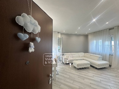 Foto Appartamento in via Fratelli Rosselli, Viareggio in vendita