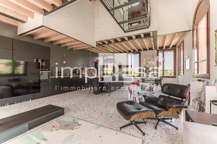 Foto Casa indipendente in Portobuffolè, Portobuffolè di 374 m² con 5 locali