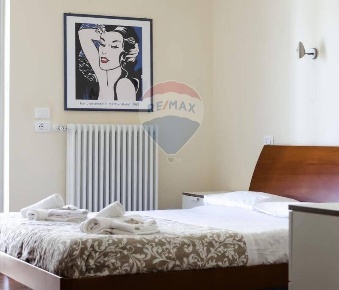 Foto Appartamento in Via Giuseppe Bottalico, Bari Carrassi di 202 m²