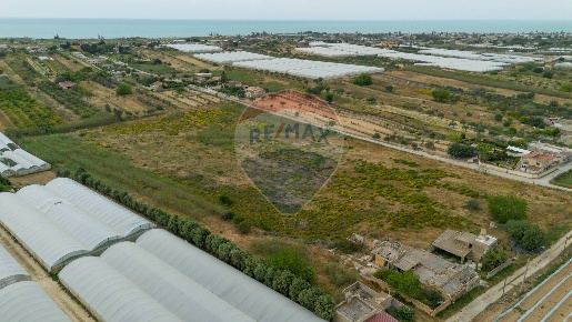 Foto Terreno agricolo in Via del Sedano, Ispica di 25955 m² in vendita