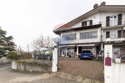 Foto Casa indipendente in Via Villini Privata, Casaleggio Boiro Centro