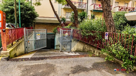 Foto Box a Genova Sestri Ponente di 2 m² con 1 locali in affitto