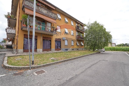 Foto Appartamento in Piazza Facheris, Presezzo di 44 m² con 2 locali