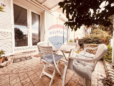 Foto Casa indipendente a Cecina in vendita