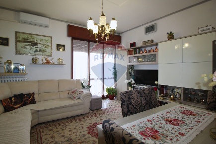 Foto Appartamento in via Lecco, Curno di 87 m² con 3 locali in vendita