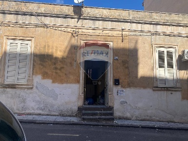 Foto Casa indipendente in Giuseppe Garibaldi, Carlentini Centro di 90 m²