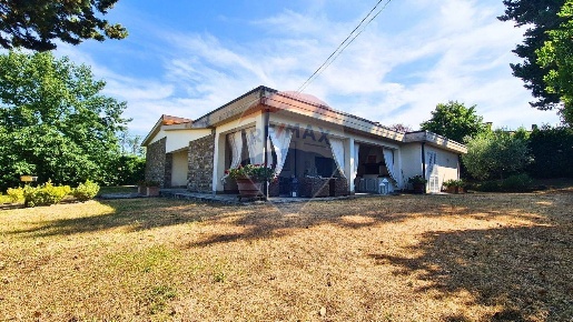 Foto Villa singola in Via di Pulica, Montelupo Fiorentino di 220 m²