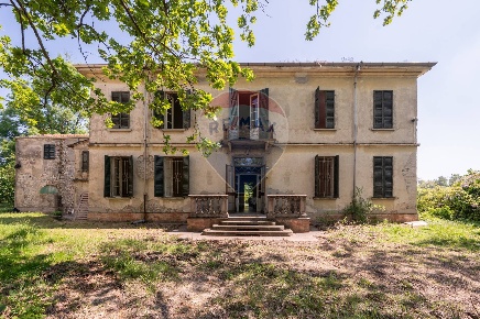 Foto Villa singola a Parma Lemignano di 1050 m² con 12 locali in vendita