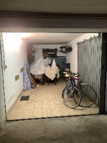Foto Box in Via Giovanni Da Procida, Milano in vendita