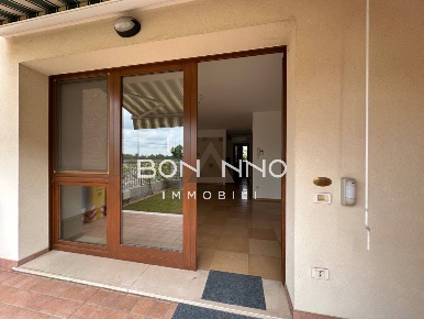 Foto Villa a schiera in via roma, Castello di Godego di 220 m² con 3 locali