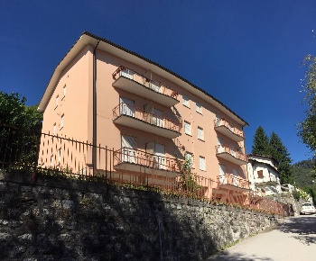 Foto Appartamento in via selva, Sormano Centro di 65 m² con 3 locali