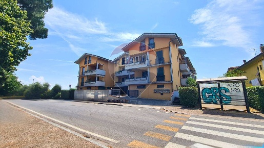 Foto Appartamento a Empoli Marcignana - Lucchese di 78 m² con 4 locali