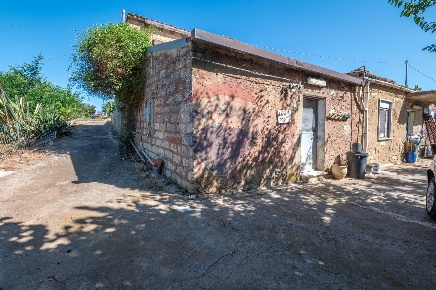 Foto Casa indipendente in Via Giuseppe Garibaldi, Caltagirone in vendita