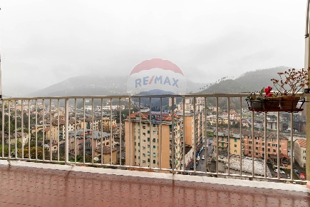 Foto Appartamento a Genova Struppa di 80 m² con 4 locali in vendita