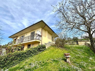 Foto Villa singola a Alessandria Valle San Bartolomeo di 180 m² in vendita