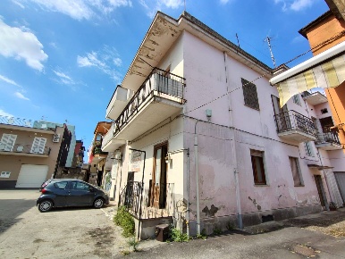 Foto Appartamento a Brusciano di 115 m² con 5 locali in vendita