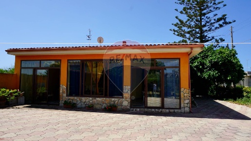 Foto Villa unifamiliare in Via del Villaggio, Ispica in vendita