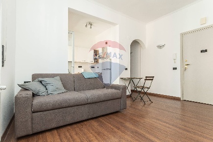 Foto Appartamento in Via Del Borgo, Genova Borgoratti di 60 m² con 4 locali