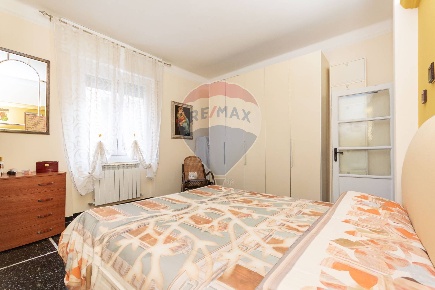Foto Appartamento in Via Sparta, Genova Sestri Ponente di 107 m² in vendita