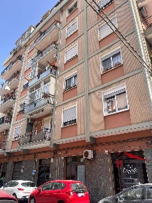 Foto Appartamento in Via Genova, Catania Province - Veneto di 100 m²