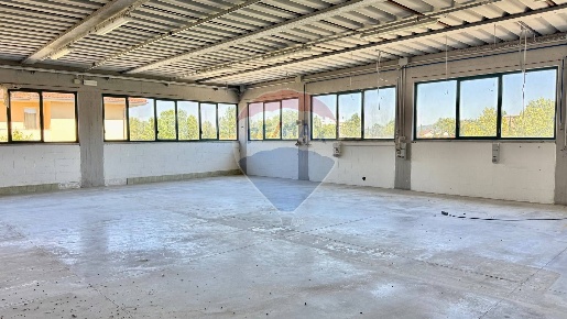 Foto Capannone industriale a Vinci Spicchio-sovigliana di 700 m² in affitto