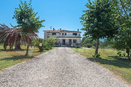 Foto Casa indipendente in Contrada Ravano di sopra, Pontecorvo Centro