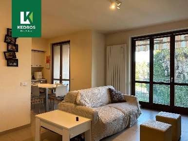 Foto Appartamento in Via Aldo Moro, Carnago Centro di 66 m² con 2 locali