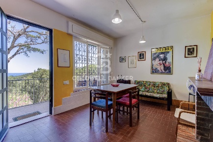 Foto Villa singola in Via della Cicala, Marciana di 100 m² con 5 locali